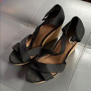 Toms Wedge Heels